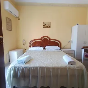  Kwatera prywatna Dei Mille